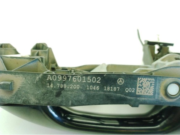 A09976013593589, A0997601502 MANILLA PUERTA LAT DEL IZQ EXT MERCEDES BENZ CLASE A (W177)|Desguaces La Cabaña