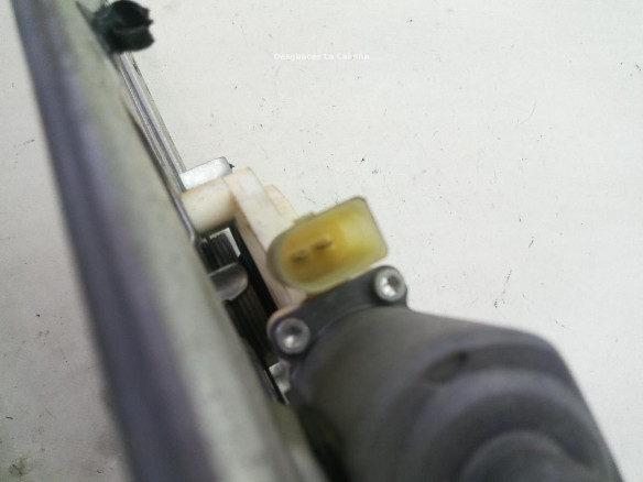 ELEVALUNAS PUERTA LAT DEL DER MERCEDES BENZ SPRINTER 5-t Furgón (906) |Desguaces La Cabaña