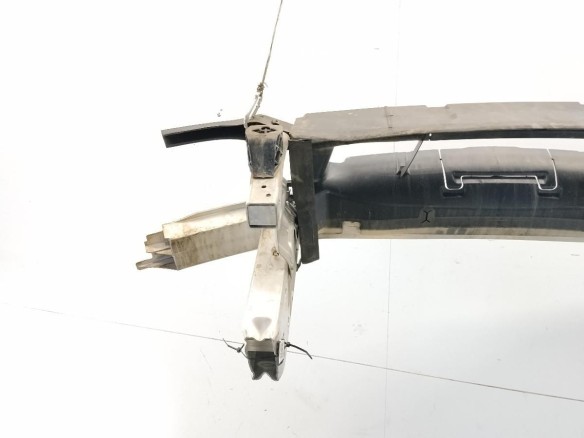   TRAVIESA DEL BMW 1 (F21)|Desguaces La Cabaña