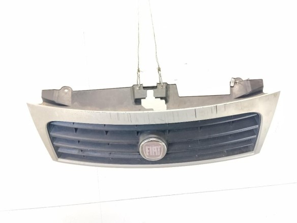 0001497652898 REJILLA / CALANDRA FIAT SCUDO Furgón (270_, 272_)|Desguaces La Cabaña