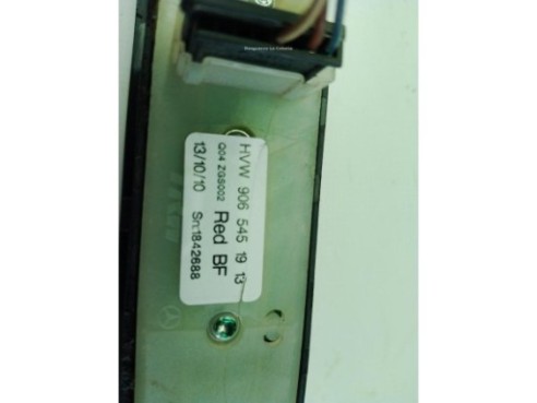 2E0959877R,9065451913 MANDO ELEVALUNAS PUERTA LAT DEL DER VW CRAFTER 30-50 Furgón (2E_)|Desguaces La Cabaña