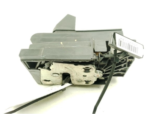 825022281RF CERRADURA PUERTA LAT TRA DER DACIA SANDERO II|Desguaces La Cabaña
