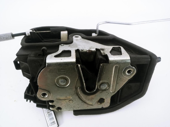 CERRADURA PUERTA LAT TRA DER BMW 5 (E60) |Desguaces La Cabaña