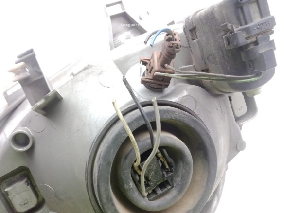 7700311372 FARO DERECHO OPEL VIVARO A Combi (X83)|Desguaces La Cabaña