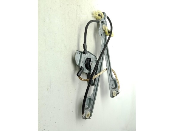 9221R0 ELEVALUNAS PUERTA LAT DEL IZQ PEUGEOT 1007 (KM_)|Desguaces La Cabaña