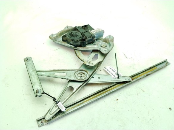 807206454R ELEVALUNAS PUERTA LAT DEL DER RENAULT MEGANE III Coupé (DZ0/1_)|Desguaces La Cabaña
