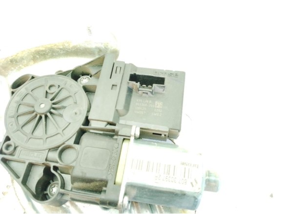 807206454R ELEVALUNAS PUERTA LAT DEL DER RENAULT MEGANE III Coupé (DZ0/1_)|Desguaces La Cabaña