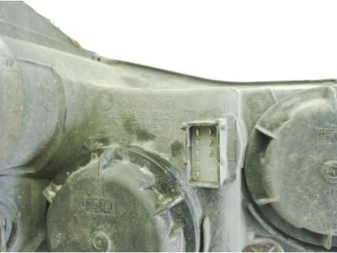 93185147, 13195924 FARO DERECHO OPEL CORSA C (X01)|Desguaces La Cabaña