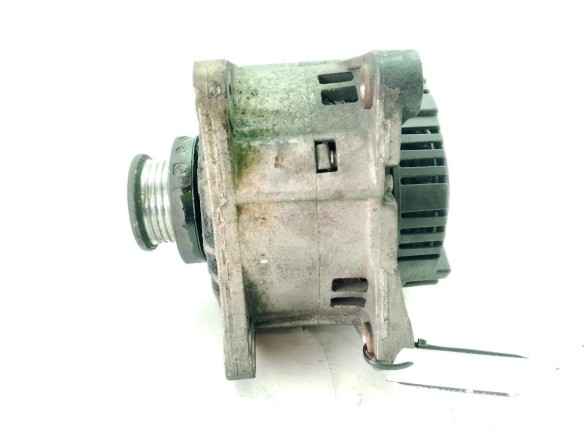 8200537415, 8200022774 ALTERNADOR RENAULT CLIO II (BB_, CB_)|Desguaces La Cabaña