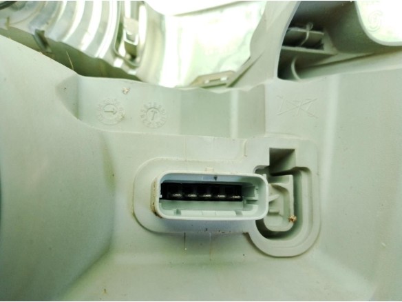 8200163516 FARO IZQUIERDO RENAULT MASTER II Furgón (FD)|Desguaces La Cabaña
