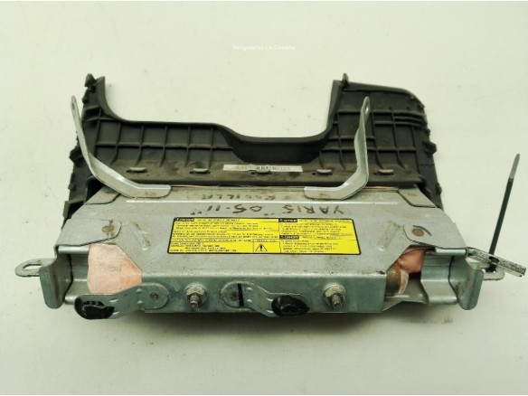 AIRBAG RODILLA TOYOTA YARIS (_P9_)|Desguaces La Cabaña