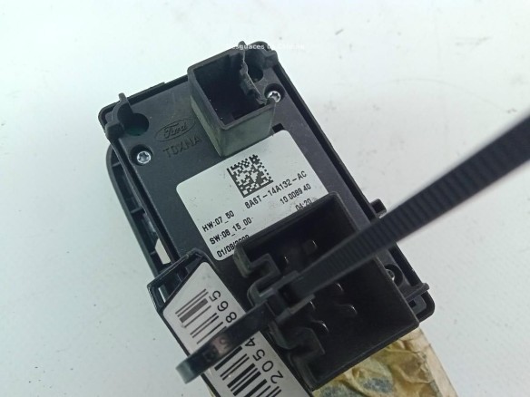 SinValor MANDO ELEVALUNAS PUERTA LAT DEL IZQ FORD FIESTA VI |Desguaces La Cabaña