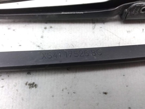XS4117526BC BRAZO LIMPIAPARABRISAS DEL DER FORD FOCUS (DAW, DBW) |Desguaces La Cabaña