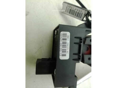 1306020 INTERRUPTOR FRENO MANO ELECTRICO FORD FOCUS C-MAX|Desguaces La Cabaña