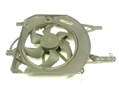 8200957330 ELECTROVENTILADOR NISSAN PRIMASTAR Furgón (X83) |Desguaces La Cabaña