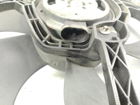 8200957330 ELECTROVENTILADOR NISSAN PRIMASTAR Furgón (X83) |Desguaces La Cabaña