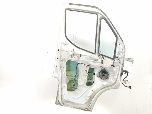   PUERTA LAT DEL IZQ IVECO DAILY VI Furgón|Desguaces La Cabaña