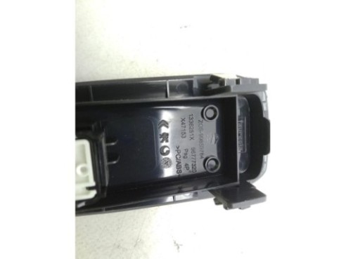 96762292ZD MANDO ELEVALUNAS PUERTA LAT DEL DER PEUGEOT 308 SW II|Desguaces La Cabaña