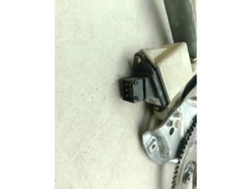 6982002120 ELEVALUNAS PUERTA LAT DEL IZQ TOYOTA COROLLA (_E12_)|Desguaces La Cabaña