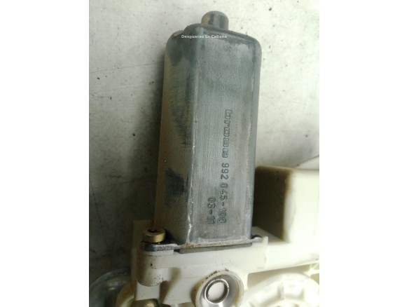 6982002120 ELEVALUNAS PUERTA LAT DEL IZQ TOYOTA COROLLA (_E12_)|Desguaces La Cabaña