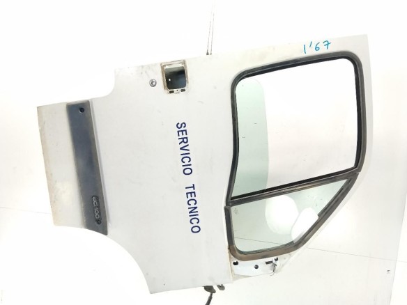 7751474637 PUERTA LAT DEL DER RENAULT MASTER II Furgón (FD)|Desguaces La Cabaña