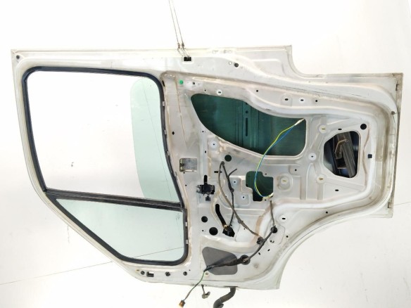 7751474637 PUERTA LAT DEL DER RENAULT MASTER II Furgón (FD)|Desguaces La Cabaña
