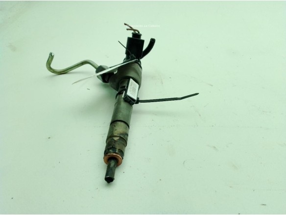 13537798446 INYECTOR BMW 1 (E87)|Desguaces La Cabaña