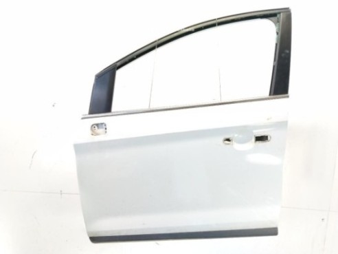 1520944 PUERTA LAT TRA DER FORD KUGA I|Desguaces La Cabaña 2