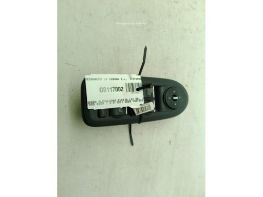 1520944 PUERTA LAT TRA DER FORD KUGA I|Desguaces La Cabaña