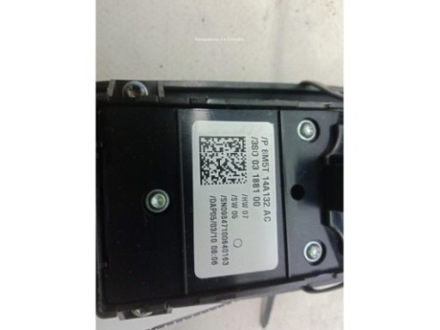 1547152 MANDO ELEVALUNAS PUERTA LAT DEL IZQ FORD KUGA I|Desguaces La Cabaña