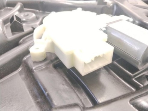 51337422879 ELEVALUNAS PUERTA LAT DEL IZQ BMW 7 (G11, G12)|Desguaces La Cabaña
