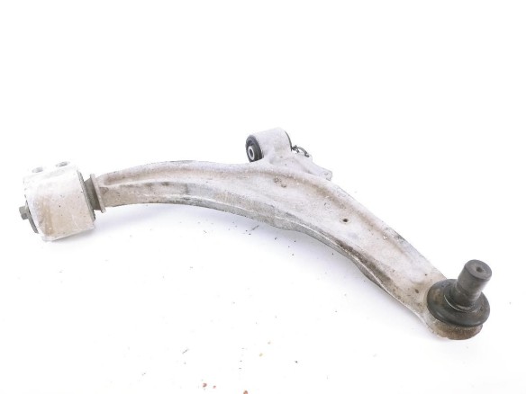 13401130  BRAZO SUSPENSION DEL DER INF OPEL ASTRA J (P10) |Desguaces La Cabaña