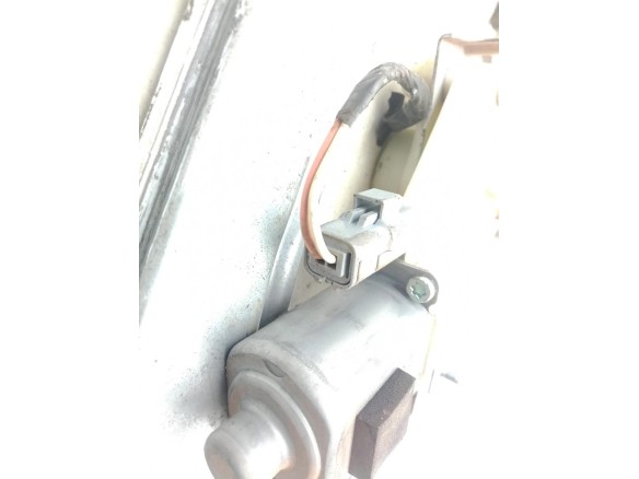   ELEVALUNAS PUERTA LAT DEL DER HYUNDAI H350 Furgón|Desguaces La Cabaña