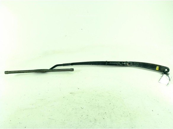 98321P2000 BRAZO LIMPIAPARABRISAS DEL DER KIA SORENTO IV (MQ4)|Desguaces La Cabaña