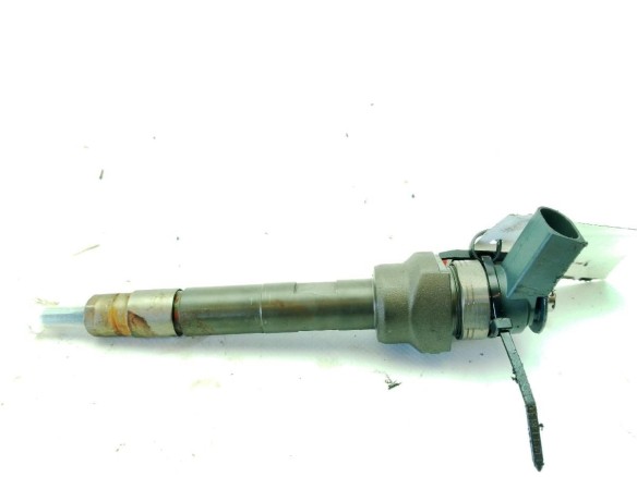 0445110601 INYECTOR BMW 1 (F21)|Desguaces La Cabaña