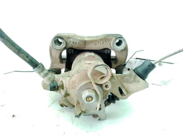 6R0615423 PINZA TRA IZQ AUDI A1 (8X1, 8XK)|Desguaces La Cabaña