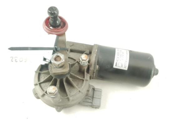 81264016143 MOTOR LIMPIAPARABRISAS DEL MAN M 2000 L|Desguaces La Cabaña