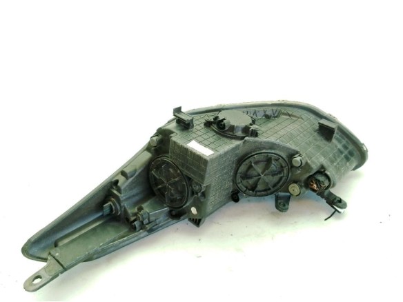 92102A6000 FARO DERECHO HYUNDAI i30 (GD)|Desguaces La Cabaña