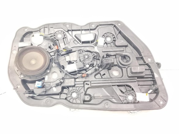 82471A2000 ELEVALUNAS PUERTA LAT DEL IZQ KIA CEE'D (JD)|Desguaces La Cabaña