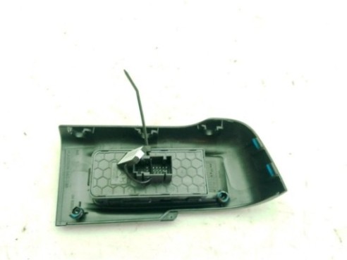   MANDO ELEVALUNAS PUERTA LAT DEL IZQ CITROEN C3 III (SX)|Desguaces La Cabaña