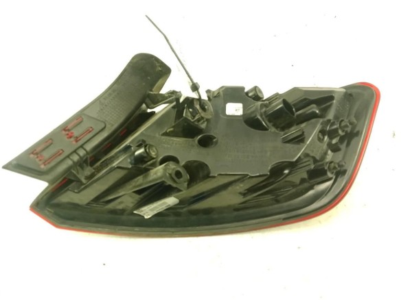 8V4945095D PILOTO TRA IZQ EXT AUDI A3 Sportback (8VA, 8VF) |Desguaces La Cabaña
