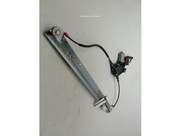   ELEVALUNAS PUERTA LAT DEL IZQ IVECO DAILY IV Caja/Chasis|Desguaces La Cabaña
