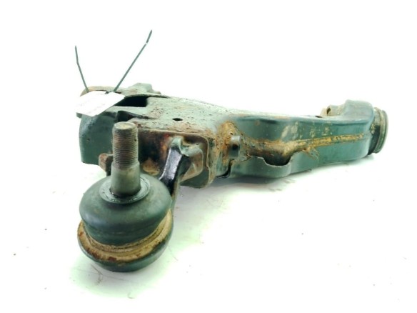  4806860030  BRAZO SUSPENSION DEL DER INF TOYOTA LAND CRUISER 200 (_J2_)|Desguaces La Cabaña
