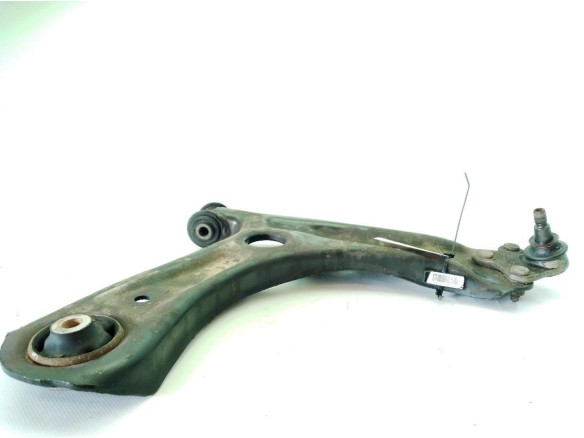 6R0407152F BRAZO SUSPENSION DEL DER INF VW POLO (6R1, 6C1)|Desguaces La Cabaña