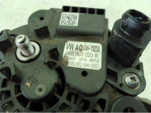 04B903024 ALTERNADOR VW POLO (6R1, 6C1)|Desguaces La Cabaña