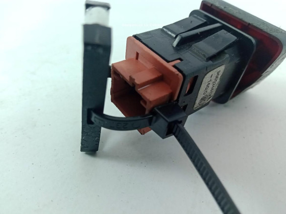 96652441XT, INTERRUPTOR WARNING PEUGEOT 5008 |Desguaces La Cabaña