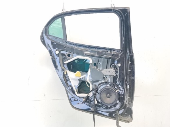 821015121R PUERTA LAT TRA IZQ RENAULT MEGANE IV (B9A/M_)|Desguaces La Cabaña