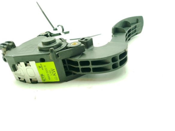 180020000R POTENCIOMETRO ACELERADOR RENAULT MEGANE IV (B9A/M_)|Desguaces La Cabaña