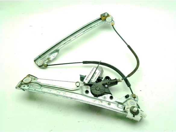 807206746R ELEVALUNAS PUERTA LAT DEL DER RENAULT MEGANE IV (B9A/M_)|Desguaces La Cabaña