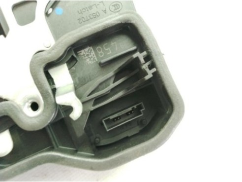 51217229458, 7229458 CERRADURA PUERTA LAT DEL DER BMW 3 (F30, F80)|Desguaces La Cabaña